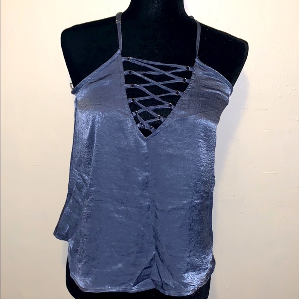 - Forever 21 woven to/cami